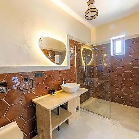 Cappadocia Aishe 5*