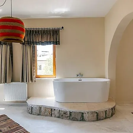 Отель Cappadocia Aishe 5*